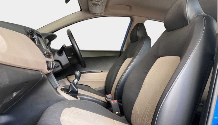 2017 Hyundai Grand i10 SPORTZ (O) 1.2 KAPPA VTVT, Petrol, Manual, 14,867 km, Right Side Front Door Cabin