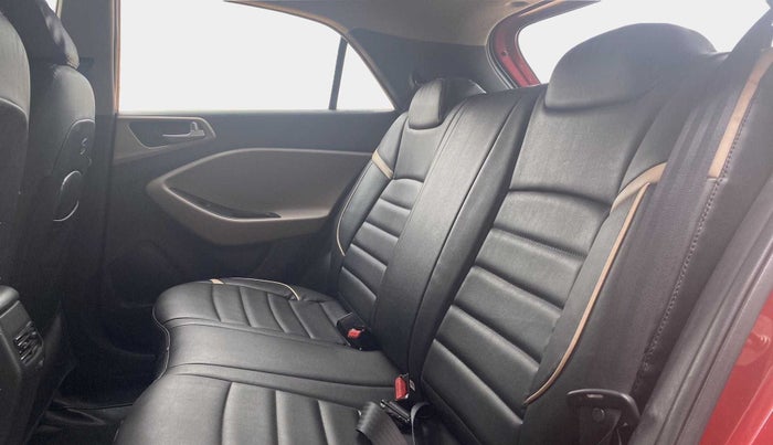 2019 Hyundai Elite i20 MAGNA PLUS 1.2, Petrol, Manual, 39,909 km, Right Side Rear Door Cabin