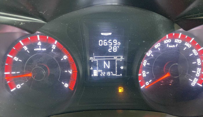2021 Mahindra XUV300 W6 1.2 PETROL, Petrol, Manual, 22,195 km, Odometer Image