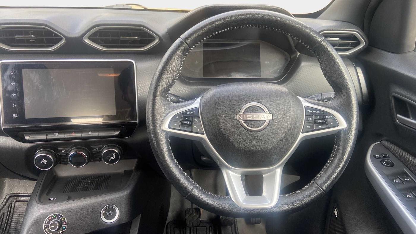 2022 Nissan MAGNITE XV PREMIUM, Petrol, Manual, 30,847 km, Steering Wheel Close Up