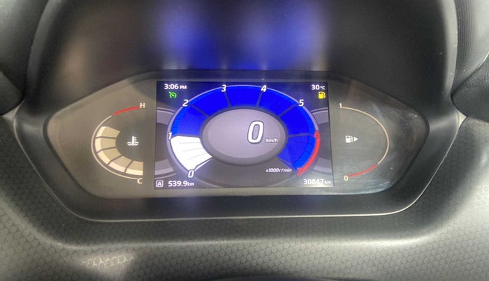 2022 Nissan MAGNITE XV PREMIUM, Petrol, Manual, 30,847 km, Odometer Image