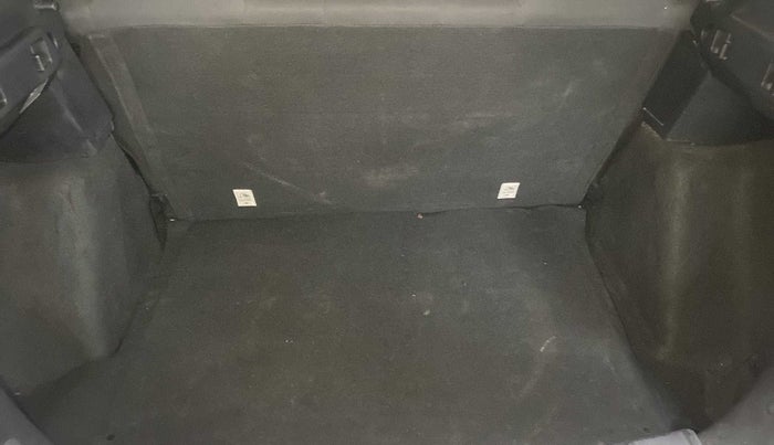 2022 Tata NEXON XM PETROL, Petrol, Manual, 39,217 km, Boot Inside