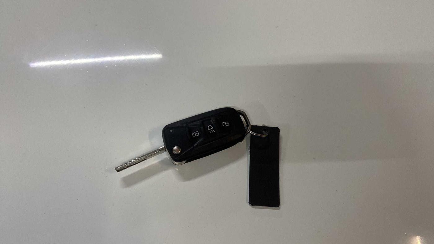 2022 Tata NEXON XM PETROL, Petrol, Manual, 39,217 km, Key Close Up