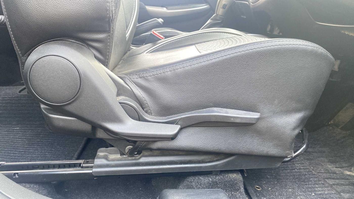 2020 Maruti Baleno ZETA CVT PETROL 1.2, Petrol, Automatic, 24,737 km, Driver Side Adjustment Panel