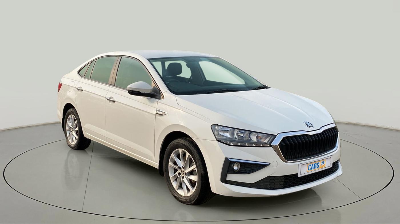2022 Skoda SLAVIA AMBITION 1.0L TSI MT, Petrol, Manual, 11,711 km, SRP