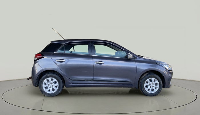 2016 Hyundai Elite i20 SPORTZ 1.2, Petrol, Manual, 39,030 km, Right Side View