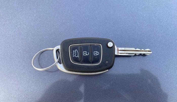 2016 Hyundai Elite i20 SPORTZ 1.2, Petrol, Manual, 39,030 km, Key Close Up