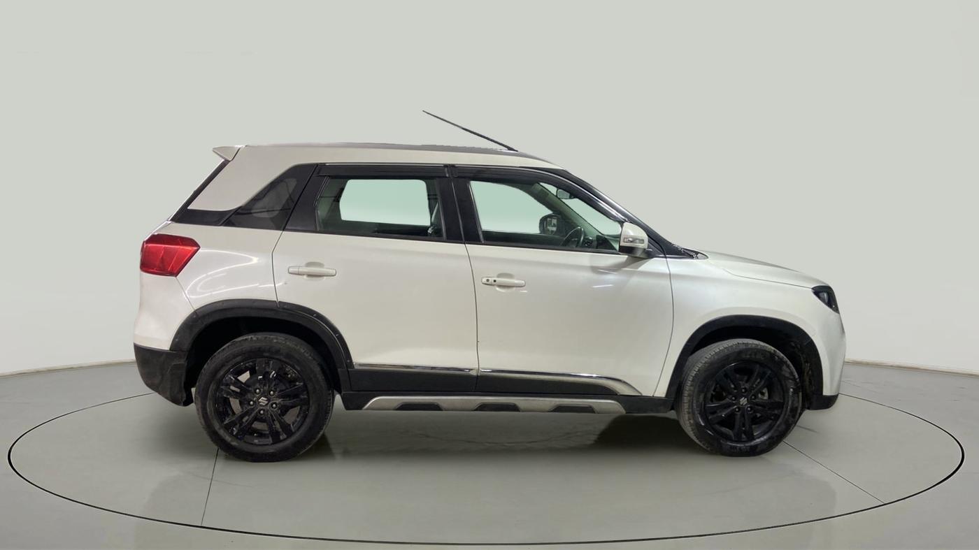 2019 Maruti Vitara Brezza ZDI PLUS, Diesel, Manual, 30,456 km, Right Side View