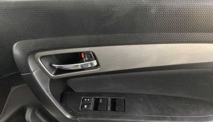2019 Maruti Vitara Brezza ZDI PLUS, Diesel, Manual, 30,456 km, Driver Side Door Panels Control