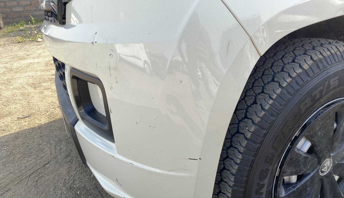 2020 Mahindra TUV300 T4 PLUS, Diesel, Manual, 72,942 km, Front bumper - Minor scratches