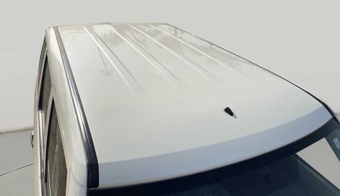 2020 Mahindra TUV300 T4 PLUS, Diesel, Manual, 72,942 km, Roof