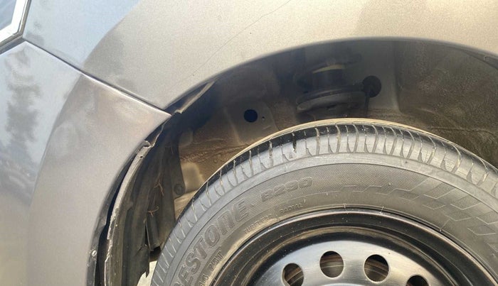 2018 Maruti Wagon R 1.0 VXI AMT, CNG, Automatic, 83,892 km, Left fender - Lining loose