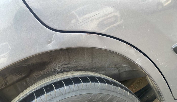 2018 Maruti Wagon R 1.0 VXI AMT, CNG, Automatic, 83,892 km, Right quarter panel - Slightly dented