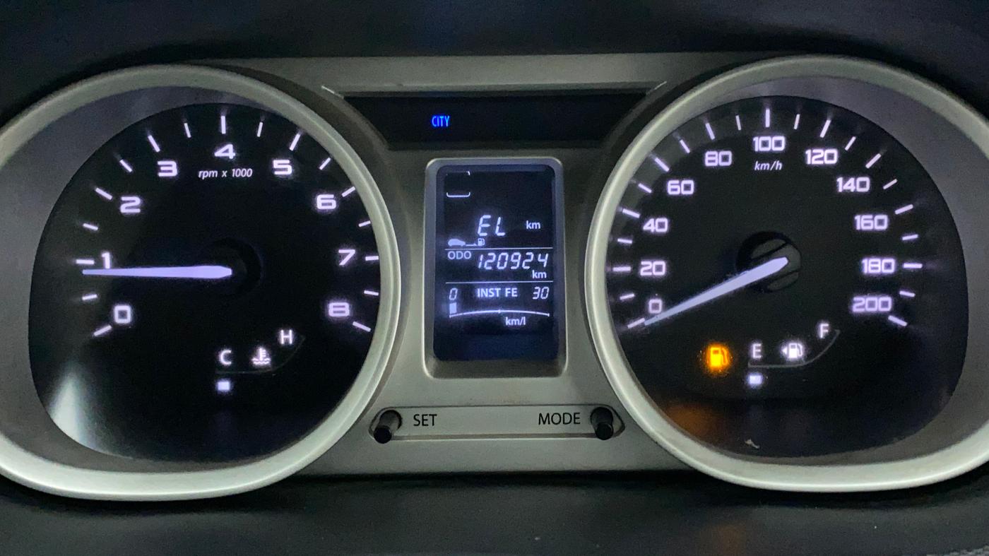2017 Tata Tiago XZ PETROL, Petrol, Manual, 1,20,924 km, Odometer Image