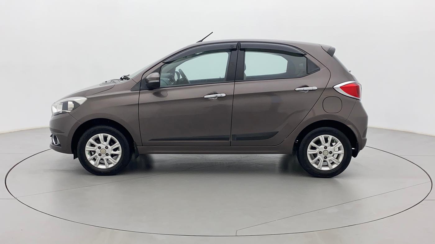 2017 Tata Tiago XZ PETROL, Petrol, Manual, 1,20,924 km, Left Side
