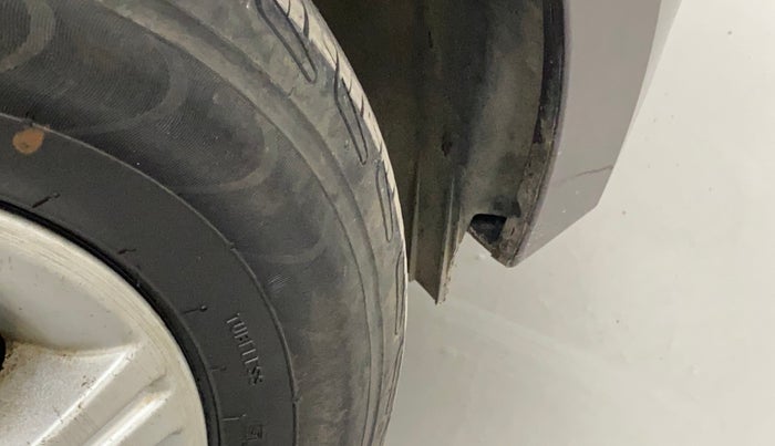 2017 Tata Tiago XZ PETROL, Petrol, Manual, 1,20,924 km, Right fender - Lining loose
