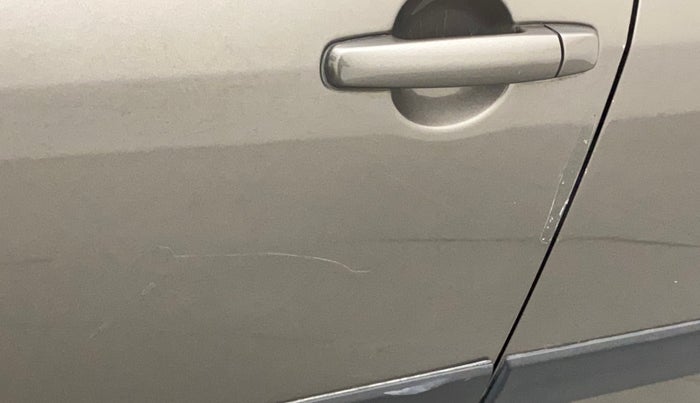 2016 Maruti Swift Dzire VXI, Petrol, Manual, 88,886 km, Front passenger door - Minor scratches
