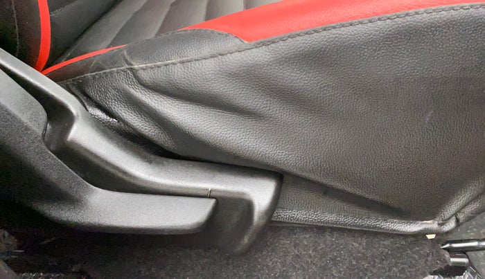 2022 Maruti Celerio VXI, Petrol, Manual, 13,046 km, Driver Side Adjustment Panel