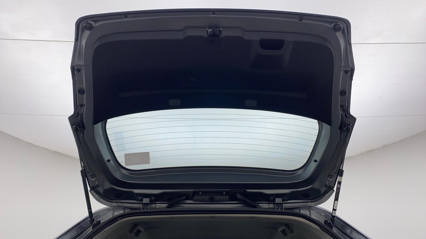 2022 Tata ALTROZ XZA PLUS, Petrol, Automatic, 5,922 km, Boot Door Open