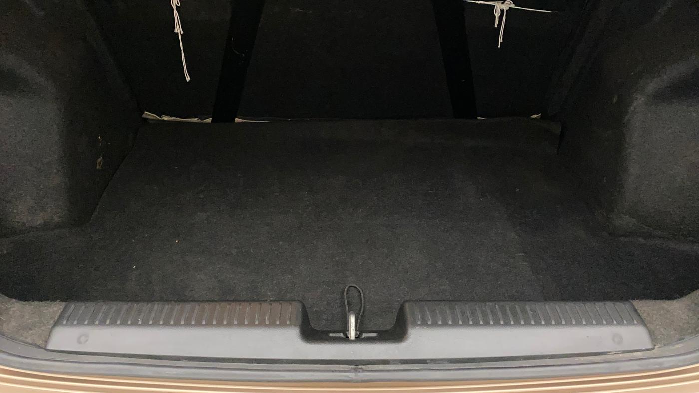 2018 Maruti Dzire ZDI, Diesel, Manual, 71,739 km, Boot Inside