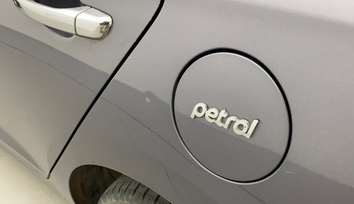 2018 Hyundai Verna 1.6 VTVT SX, Petrol, Manual, 32,248 km, Left quarter panel - Slightly dented