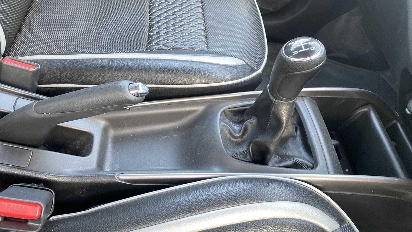 2019 Maruti Baleno DELTA PETROL 1.2, Petrol, Manual, 5,934 km, Gear Lever