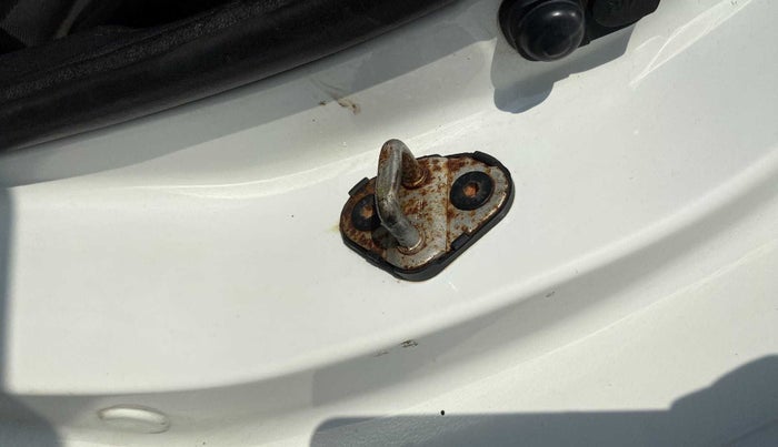 2018 Tata NEXON XM PETROL, Petrol, Manual, 42,142 km, Left C pillar - Slight discoloration