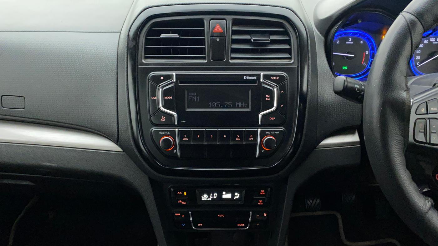 2016 Maruti Vitara Brezza ZDI, Diesel, Manual, 49,918 km, Air Conditioner