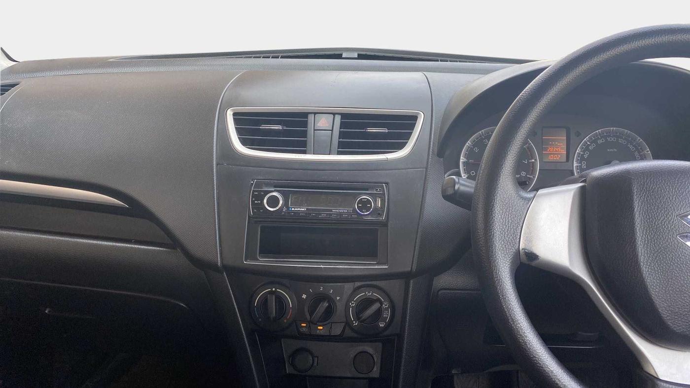 2012 Maruti Swift VXI, Petrol, Manual, 28,365 km, Air Conditioner
