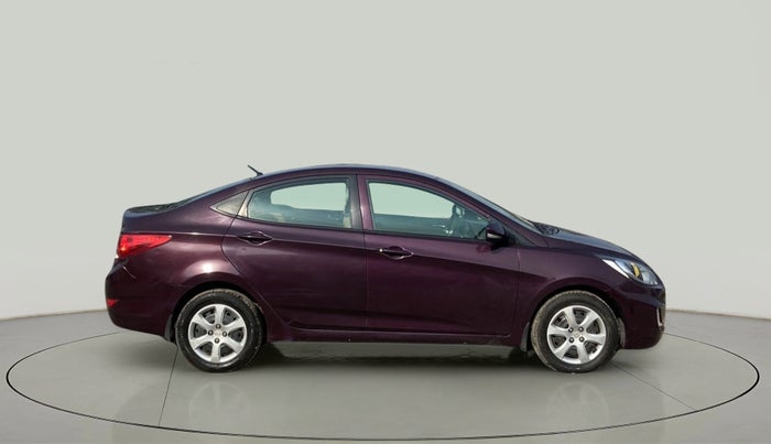 2013 Hyundai Verna FLUIDIC 1.6 CRDI EX, Diesel, Manual, 97,406 km, Right Side View