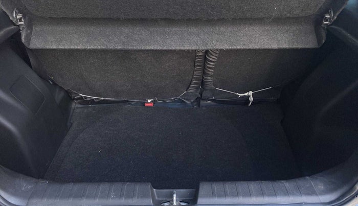 2016 Maruti Baleno ZETA DIESEL 1.3, Diesel, Manual, 63,339 km, Boot Inside