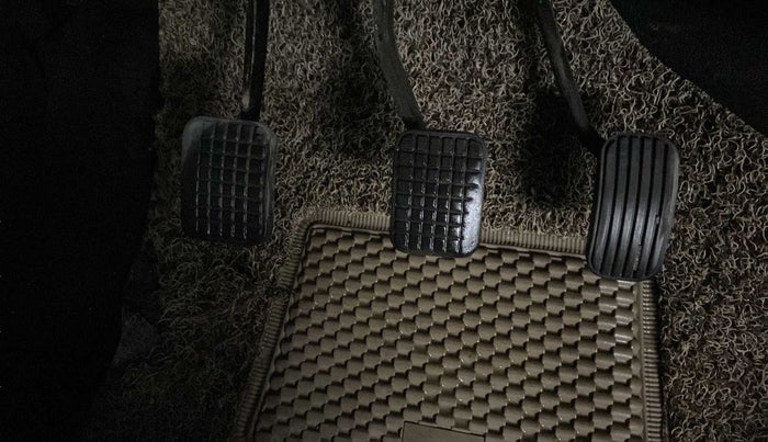 2018 Tata TIAGO NRG PETROL, Petrol, Manual, 62,322 km, Pedals