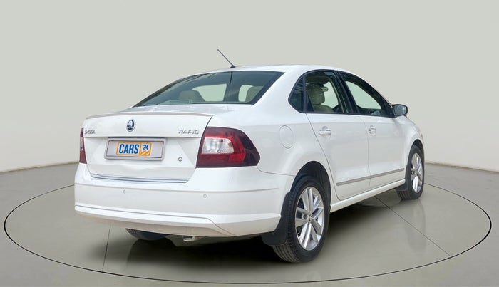 2018 Skoda Rapid STYLE 1.6 MPI AT, Petrol, Automatic, 75,922 km, Right Back Diagonal