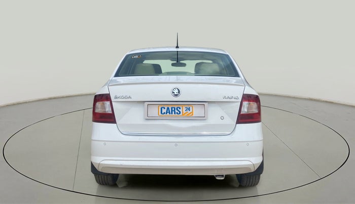 2018 Skoda Rapid STYLE 1.6 MPI AT, Petrol, Automatic, 75,922 km, Back/Rear
