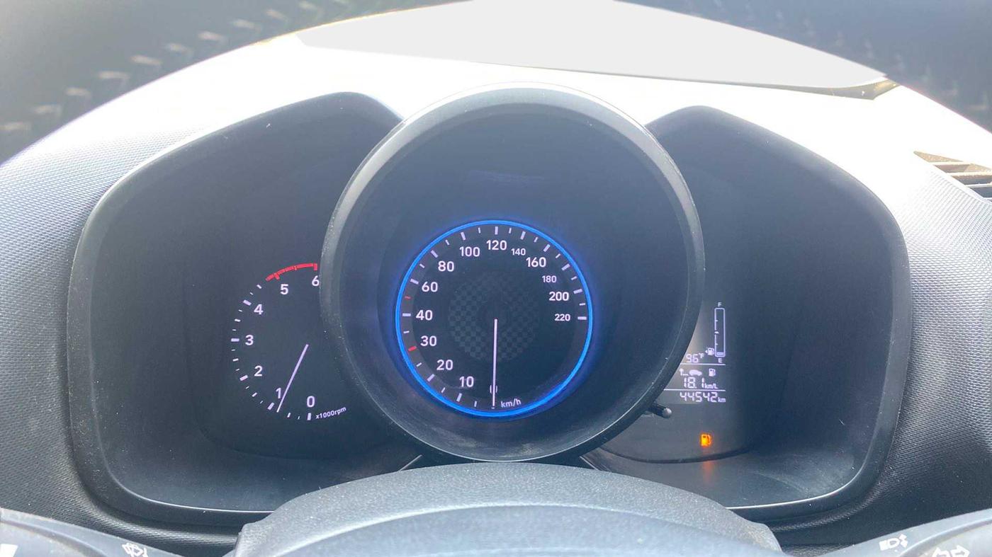 2020 Hyundai VENUE SX 1.5 CRDI, Diesel, Manual, 44,686 km, Odometer Image