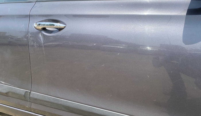 2016 Hyundai Elite i20 ASTA 1.2 (O), CNG, Manual, 1,00,785 km, Driver-side door - Slightly dented