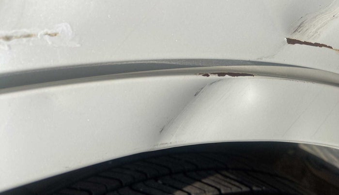 2018 Maruti Swift ZXI AMT, Petrol, Automatic, 61,414 km, Right quarter panel - Slightly rusted