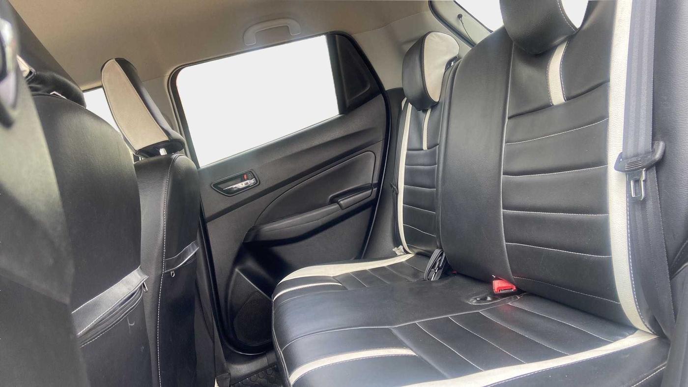 2018 Maruti Swift ZXI AMT, Petrol, Automatic, 61,414 km, Right Side Rear Door Cabin
