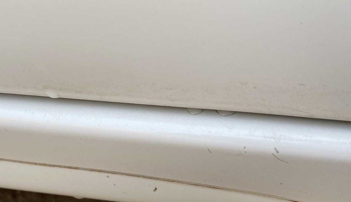 2016 Maruti Alto 800 LXI, Petrol, Manual, 68,991 km, Left running board - Minor scratches