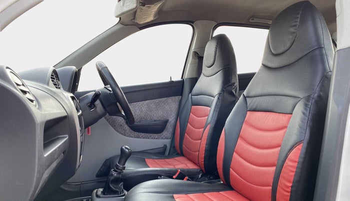 2016 Maruti Alto 800 LXI, Petrol, Manual, 68,991 km, Right Side Front Door Cabin
