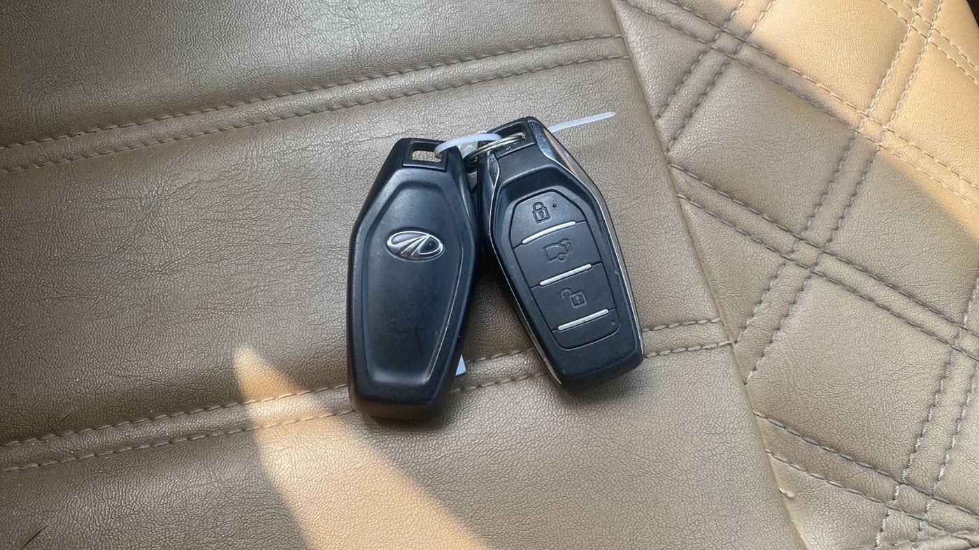 2019 Mahindra XUV500 W7, Diesel, Manual, 48,277 km, Key Close Up