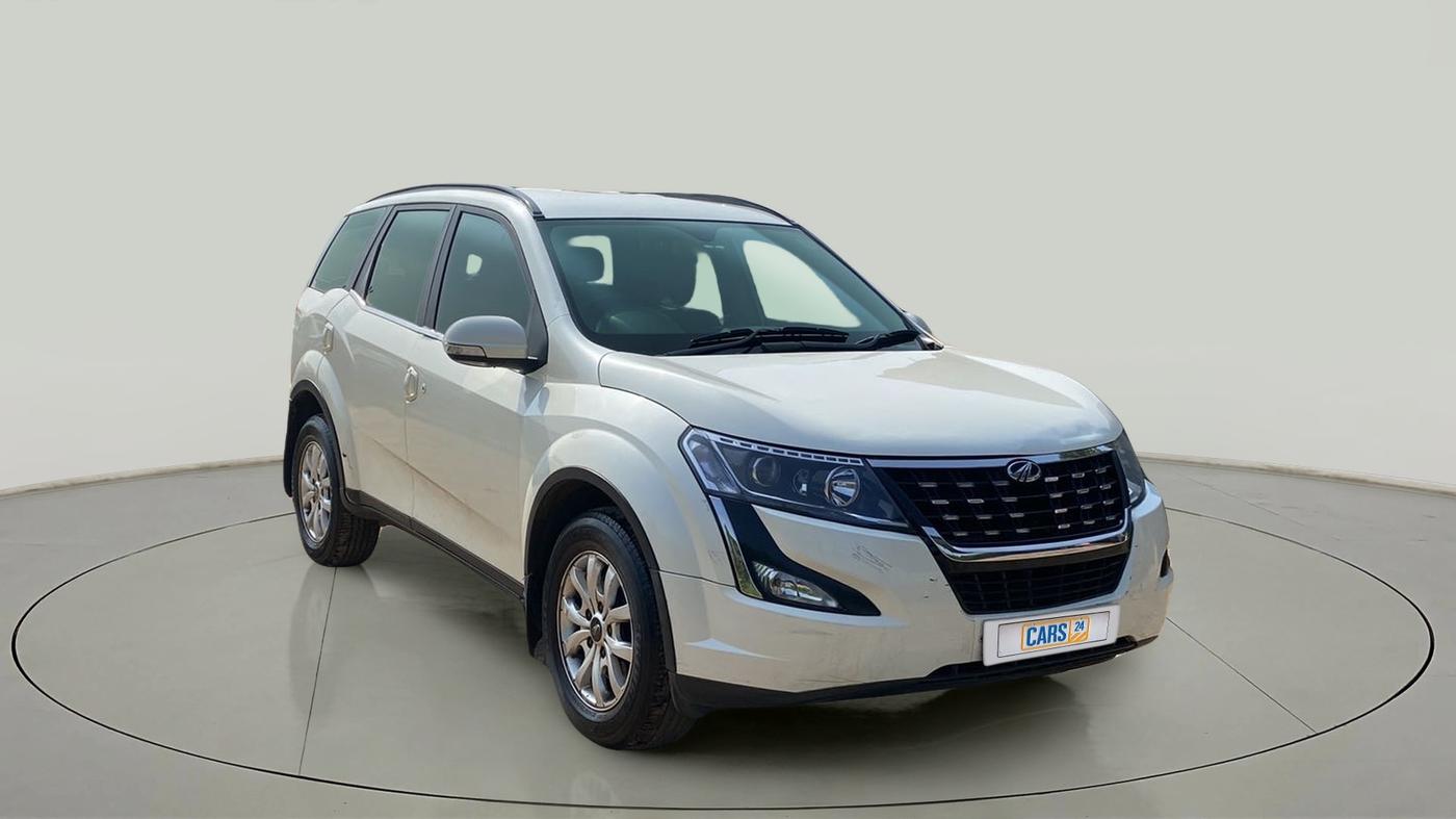 2019 Mahindra XUV500 W7, Diesel, Manual, 48,277 km, Right Front Diagonal