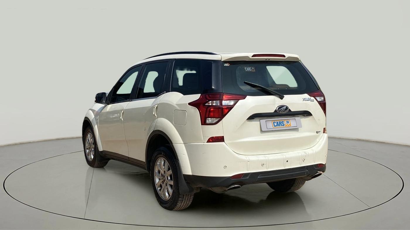 2019 Mahindra XUV500 W7, Diesel, Manual, 48,277 km, Left Back Diagonal