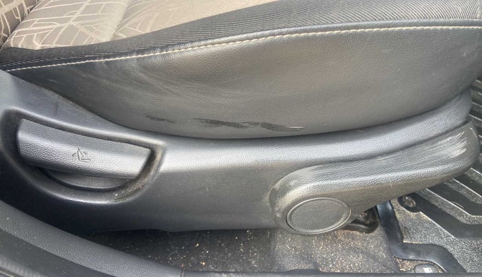 2015 Hyundai Grand i10 ASTA AT 1.2 KAPPA VTVT, Petrol, Automatic, 34,949 km, Driver Side Adjustment Panel