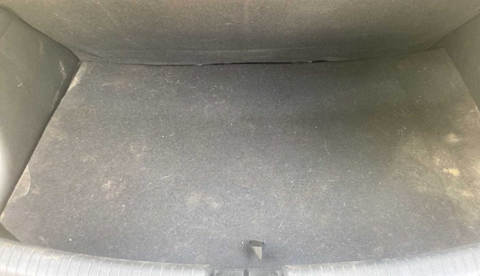 2015 Hyundai Grand i10 ASTA AT 1.2 KAPPA VTVT, Petrol, Automatic, 34,949 km, Boot Inside