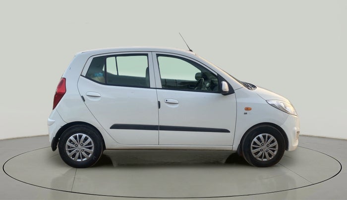 2014 Hyundai i10 SPORTZ 1.1, Petrol, Manual, 43,312 km, Right Side View