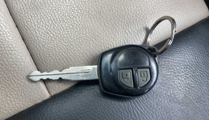 2016 Maruti Wagon R 1.0 VXI, Petrol, Manual, 59,609 km, Key Close Up