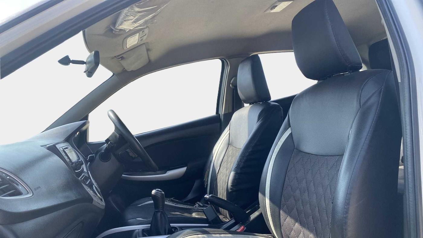 2017 Maruti Baleno DELTA DIESEL 1.3, Diesel, Manual, 93,404 km, Right Side Front Door Cabin
