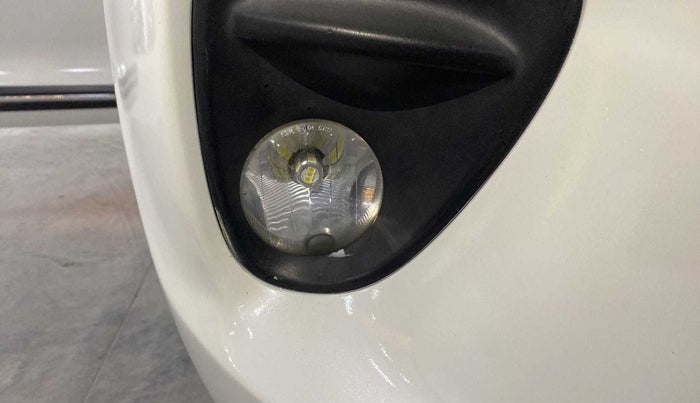 2020 Maruti Baleno ALPHA PETROL 1.2, Petrol, Manual, 80,833 km, Right fog light - Not working