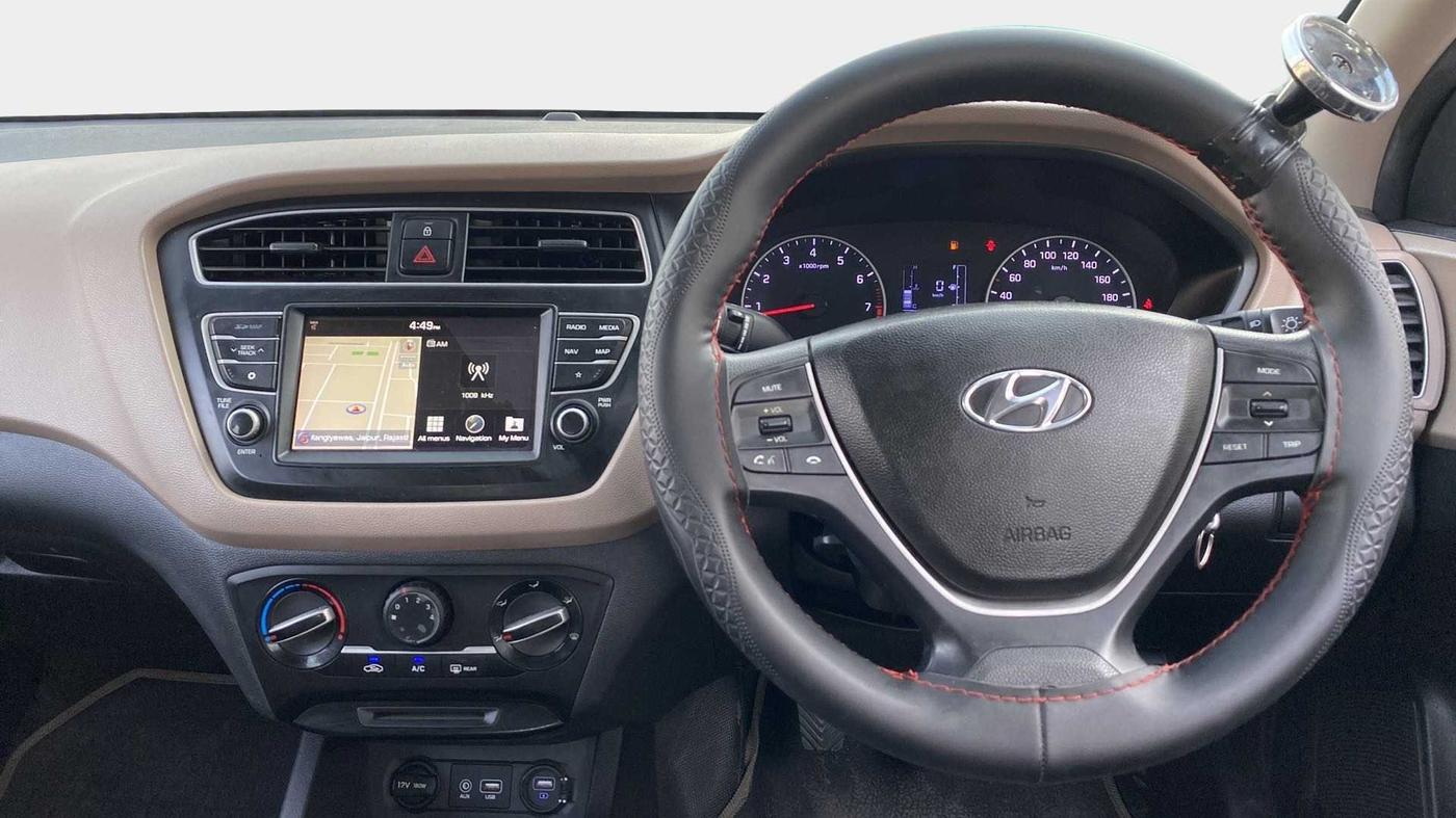 2019 Hyundai Elite i20 SPORTZ PLUS 1.2, Petrol, Manual, 47,265 km, Steering Wheel Close Up